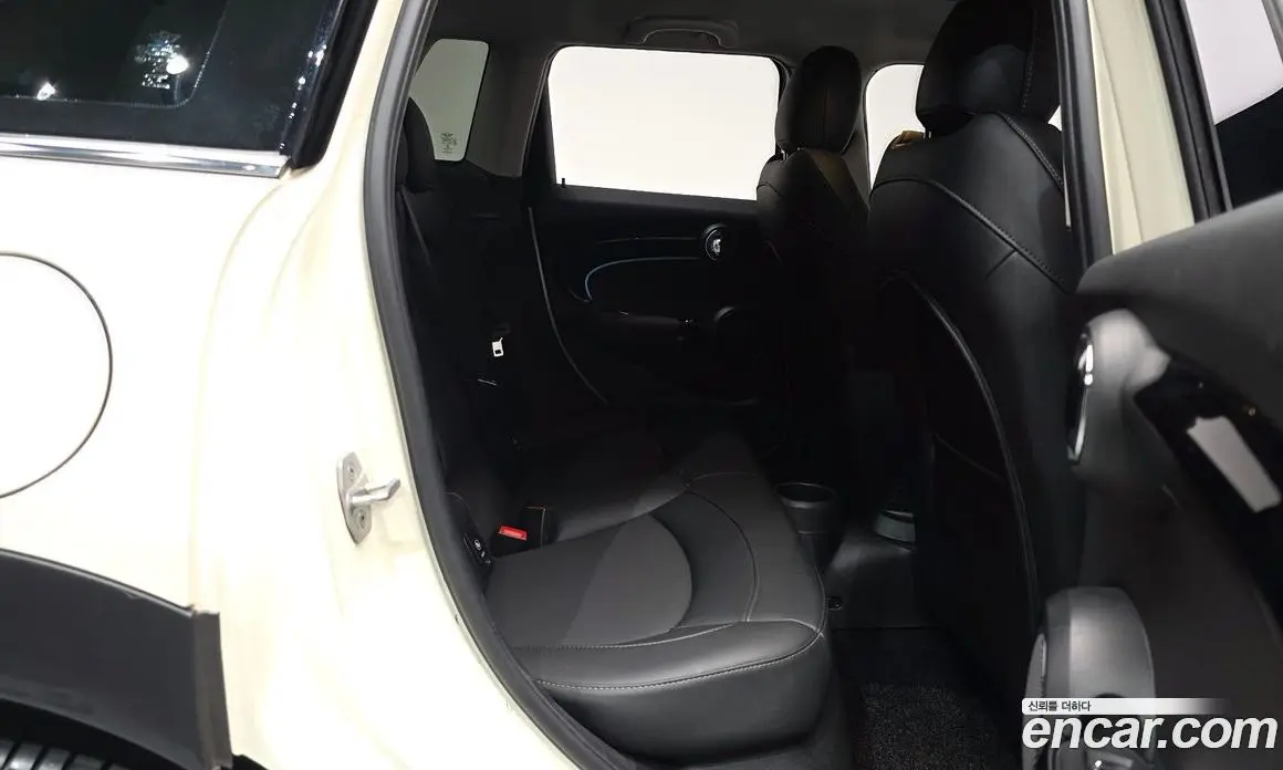 Mini Cooper 2021 1.5 автомат (гидро), фото 16