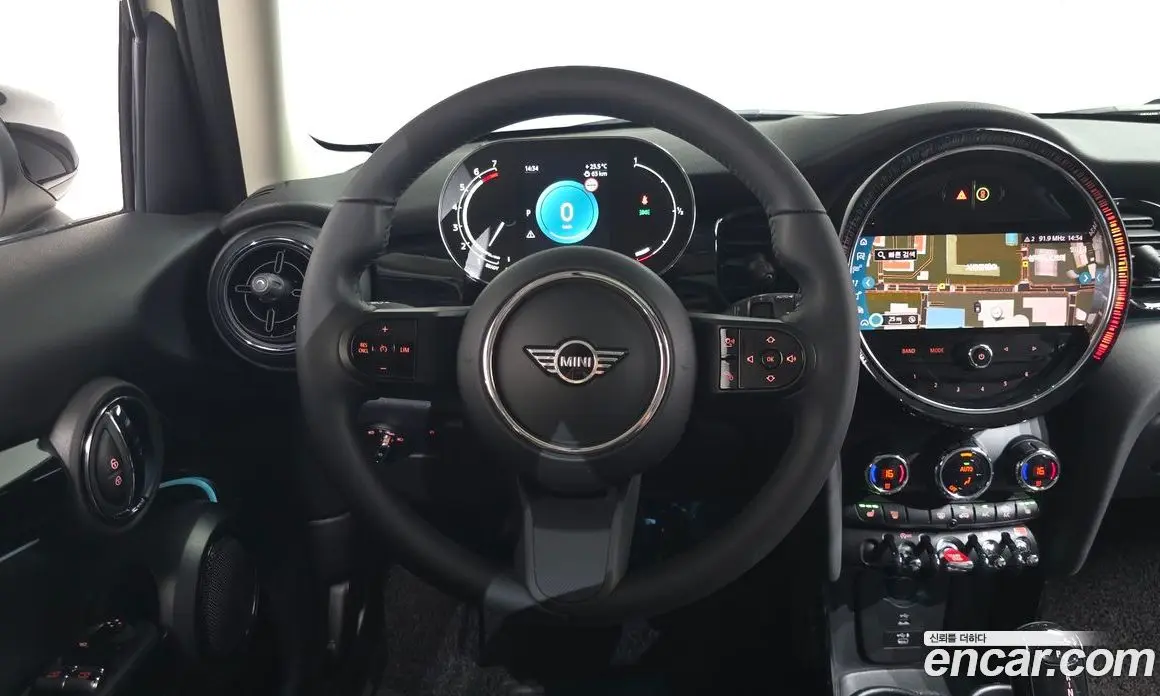 Mini Cooper 2021 1.5 автомат (гидро), фото 17
