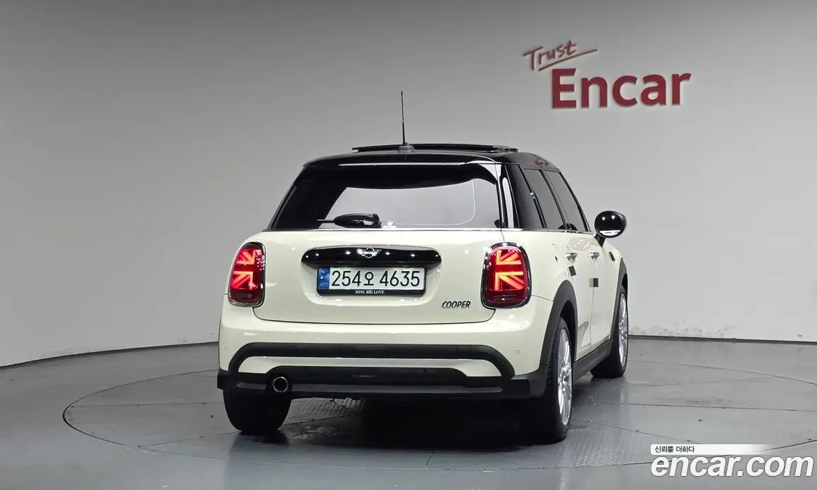 Mini Cooper 2021 1.5 автомат (гидро), фото 3