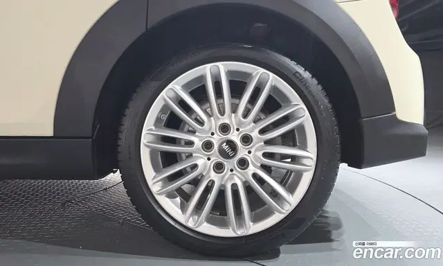 Mini Cooper 2021 1.5 автомат (гидро), миниатюра 6