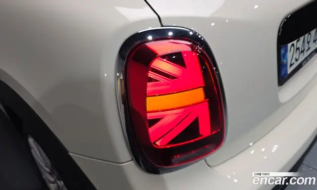 Mini Cooper 2021 1.5 автомат (гидро), миниатюра 8