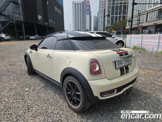 Mini Coupe 2012 1.6 автомат (гидро), миниатюра 2