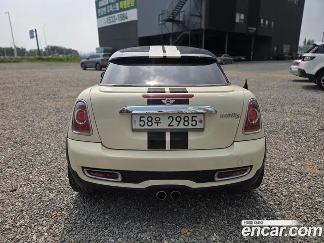 Mini Coupe 2012 1.6 автомат (гидро), миниатюра 5