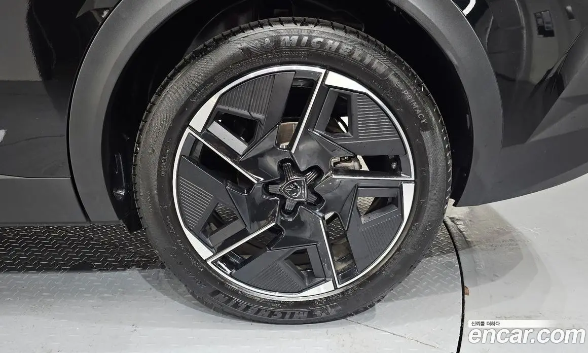 Peugeot 408 2024 1.2 автомат (гидро), фото 7 Peugeot 408 2024 1.2 автомат (гидро), фото 7
