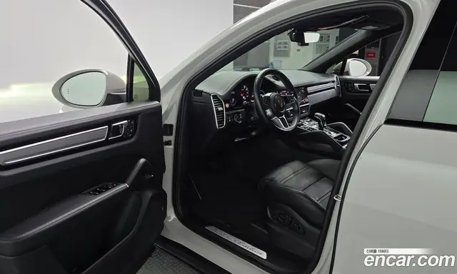 Porsche Cayenne 2022 3.0 автомат (гидро), миниатюра 12