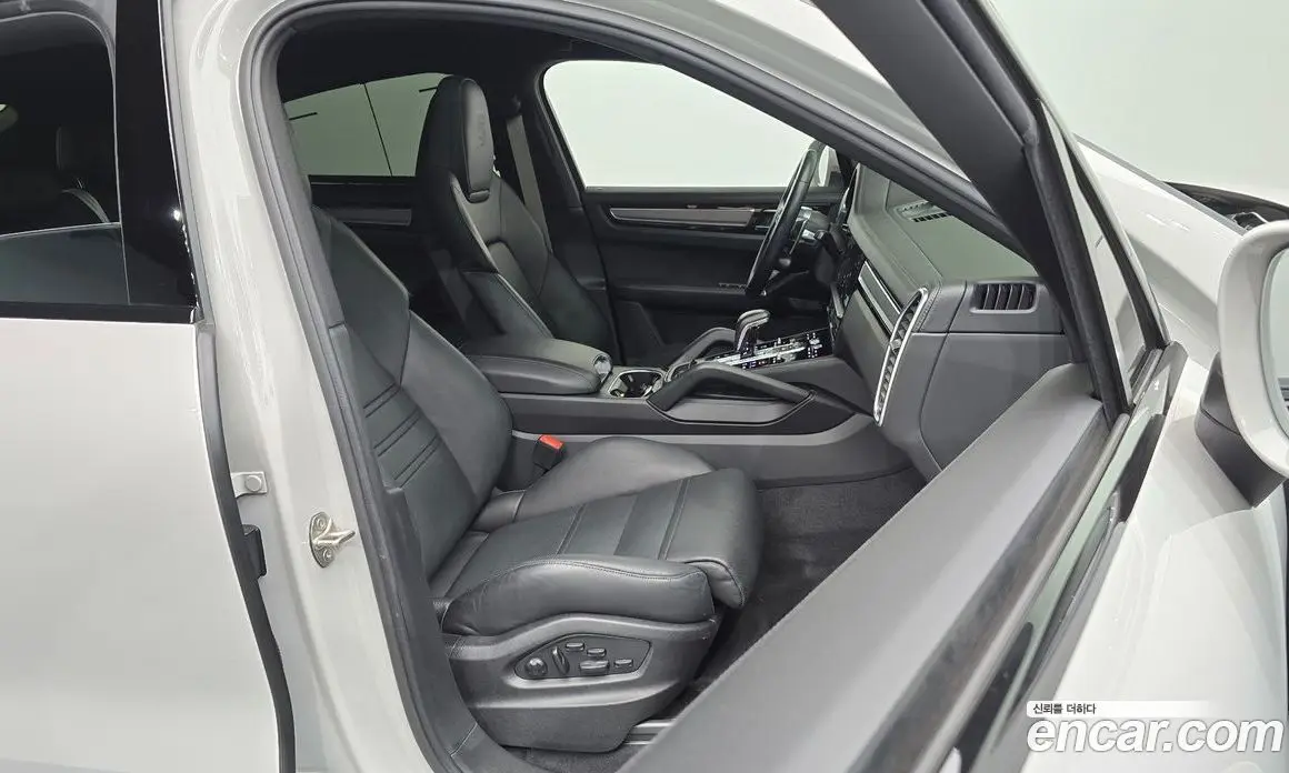 Porsche Cayenne 2022 3.0 автомат (гидро), фото 15 Porsche Cayenne 2022 3.0 автомат (гидро), фото 15