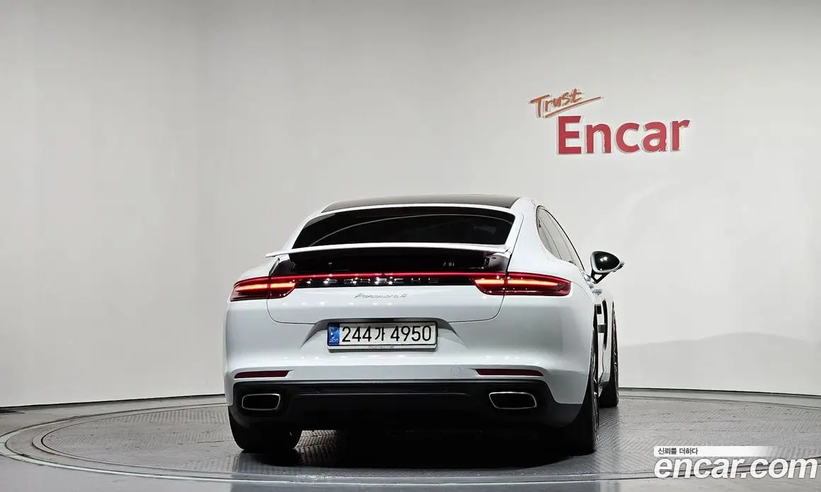Porsche Panamera 2018 3.0 автомат (гидро), фото 4 Porsche Panamera 2018 3.0 автомат (гидро), фото 4