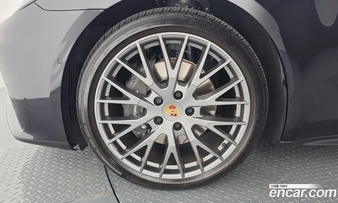 Porsche Panamera 2025 2.9 автомат (гидро), фото 5