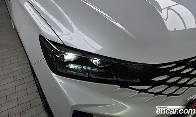 Renault (Samsung) Grand Koleos 2025 1.5 автомат (гидро), миниатюра 8 Renault (Samsung) Grand Koleos 2025 1.5 автомат (гидро), миниатюра 8