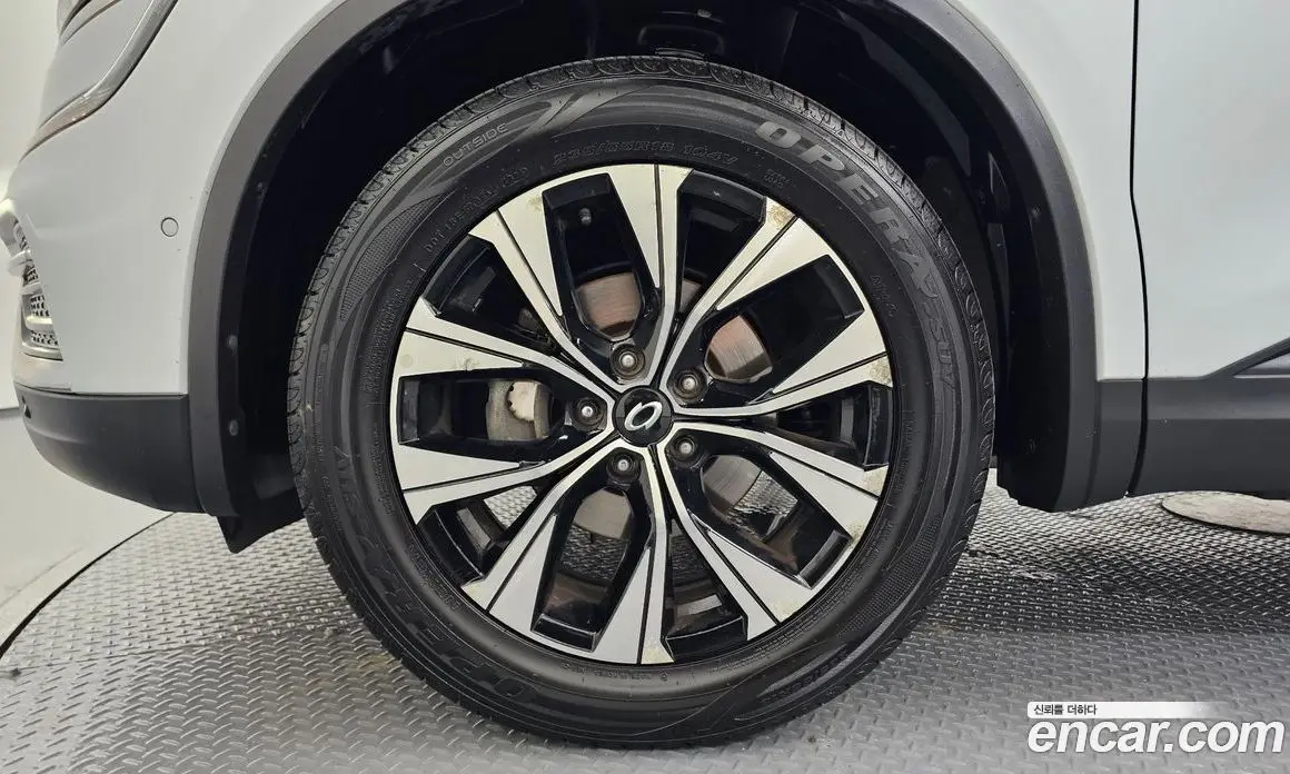 Renault (Samsung) QM6 2023 2.0 автомат (гидро), фото 5 Renault (Samsung) QM6 2023 2.0 автомат (гидро), фото 5