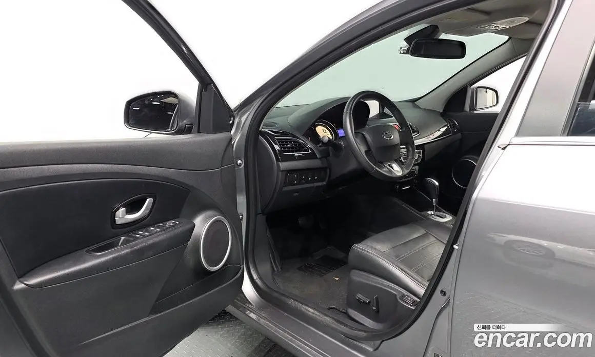 Renault (Samsung) SM3 2015 1.6 автомат (гидро), фото 13 Renault (Samsung) SM3 2015 1.6 автомат (гидро), фото 13