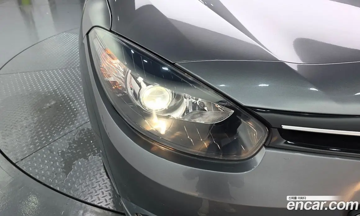 Renault (Samsung) SM3 2015 1.6 автомат (гидро), фото 8 Renault (Samsung) SM3 2015 1.6 автомат (гидро), фото 8
