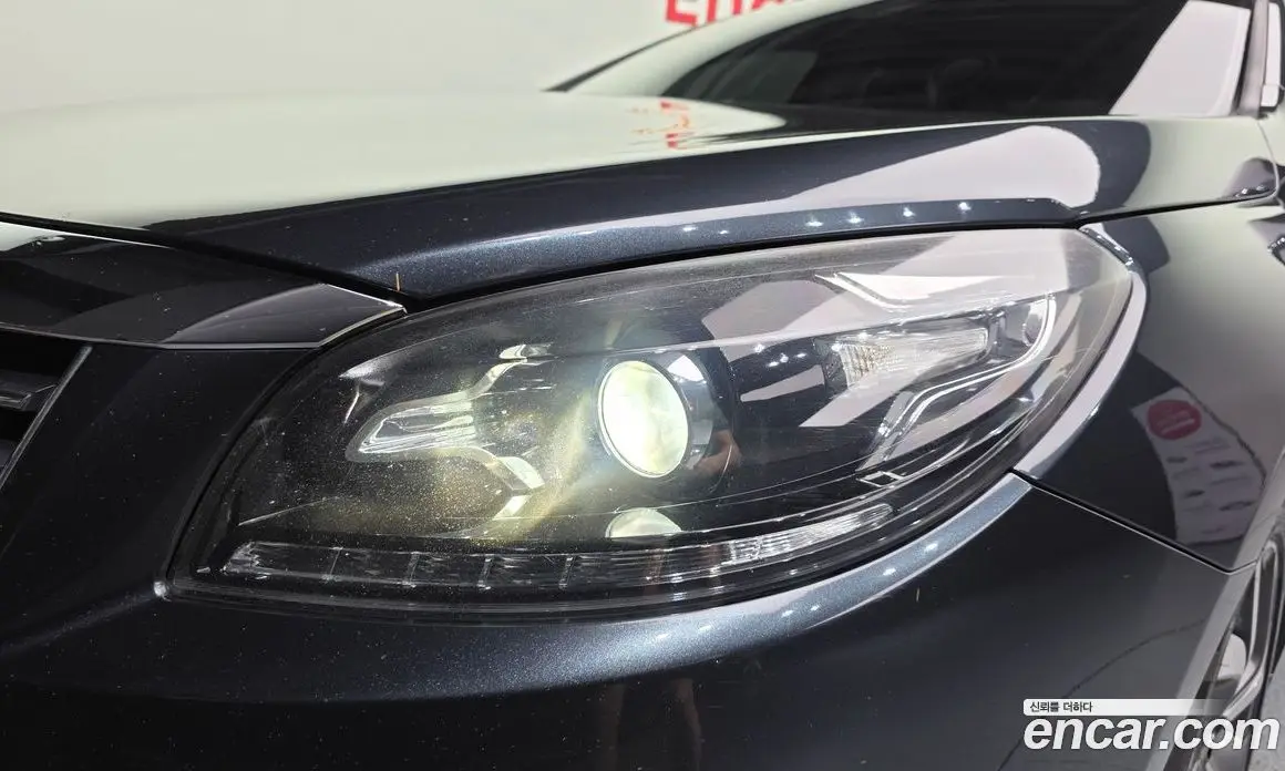 Renault (Samsung) SM7 2012 2.5 автомат (гидро), фото 8 Renault (Samsung) SM7 2012 2.5 автомат (гидро), фото 8