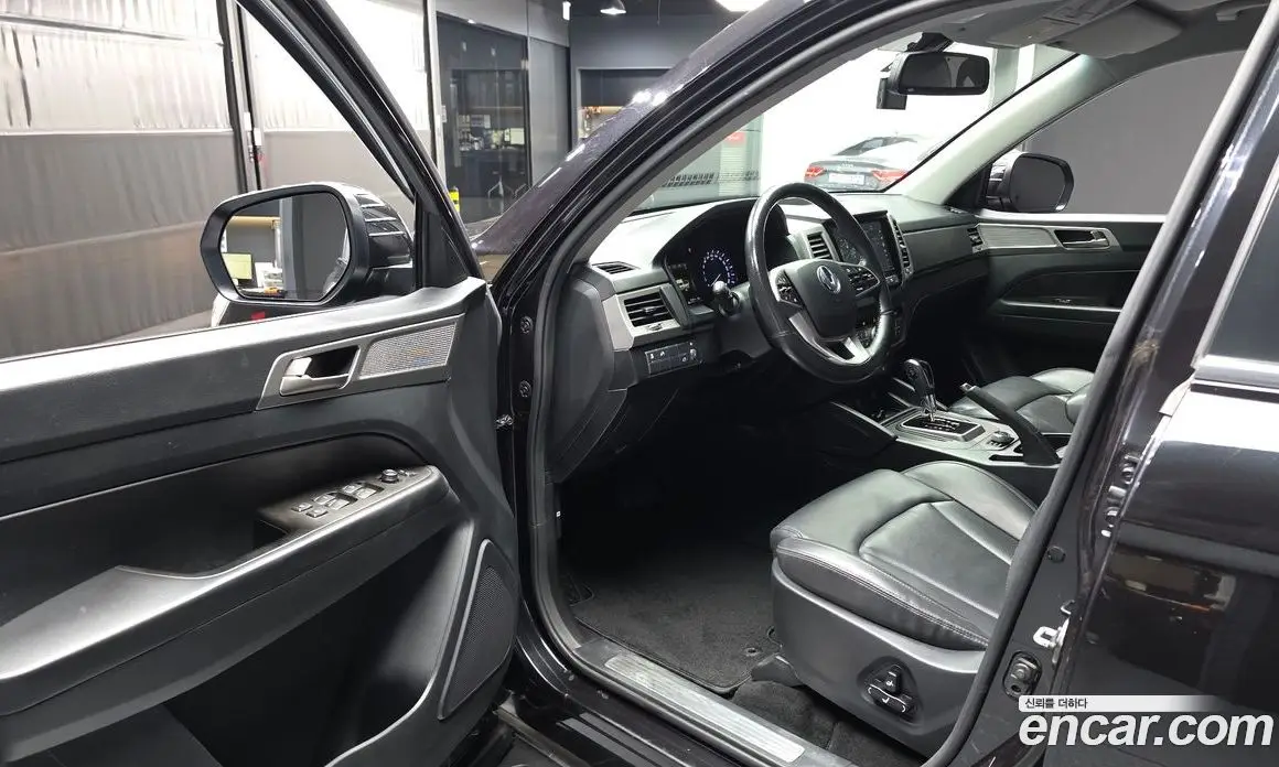 SsangYong Rexton 2018 2.2 автомат (гидро), фото 13