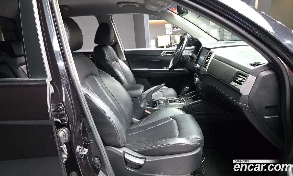 SsangYong Rexton 2018 2.2 автомат (гидро), фото 17