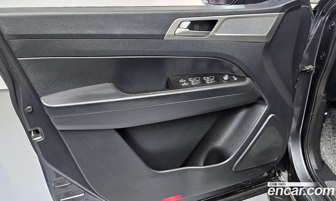 SsangYong Rexton 2019 2.2 автомат (гидро), фото 14