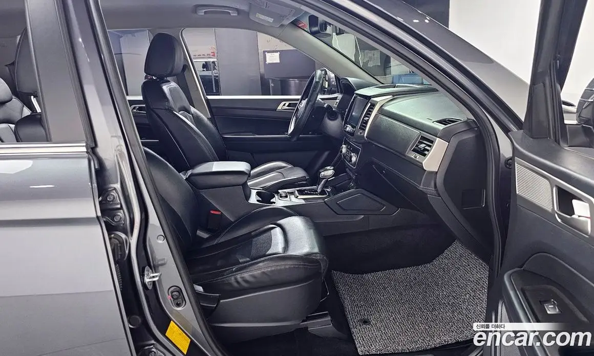 SsangYong Rexton 2019 2.2 автомат (гидро), фото 16