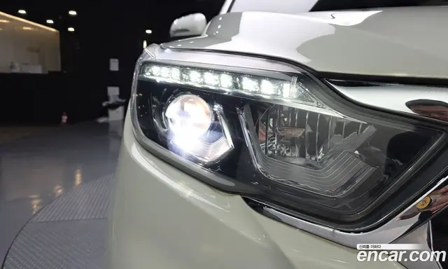 SsangYong Rexton 2019 2.2 автомат (гидро), миниатюра 8 SsangYong Rexton 2019 2.2 автомат (гидро), миниатюра 8