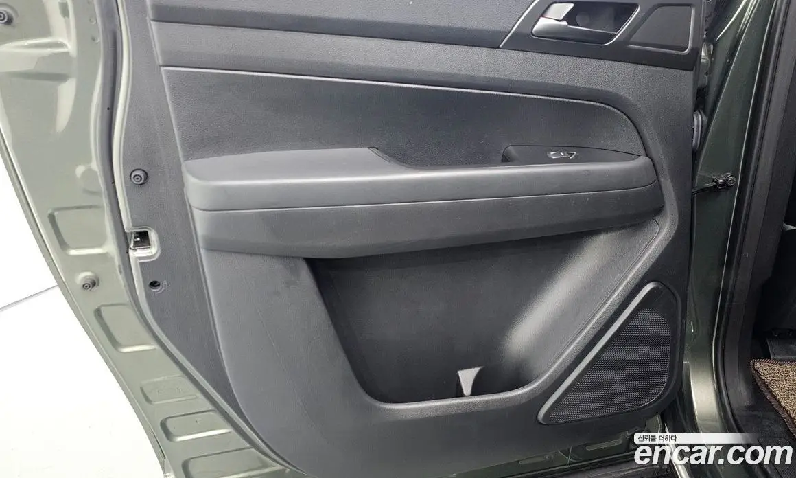 SsangYong Rexton 2021 2.2 автомат (гидро), фото 15