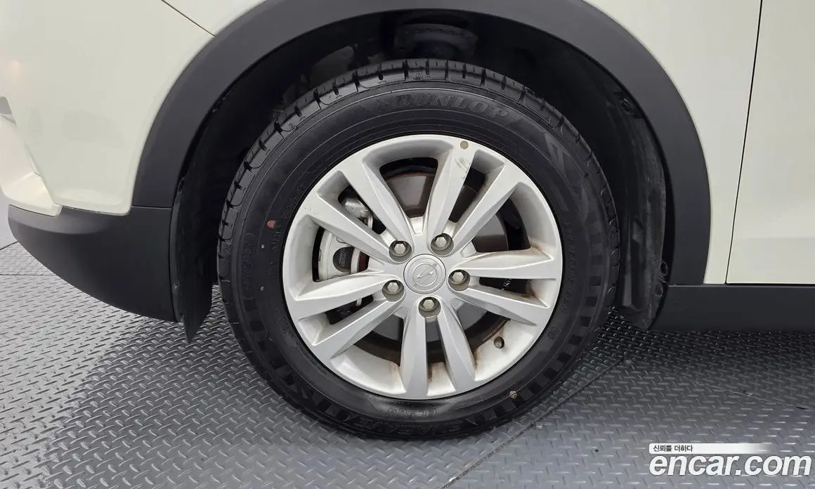 SsangYong TIBOLI 2017 1.6 автомат (гидро), фото 4