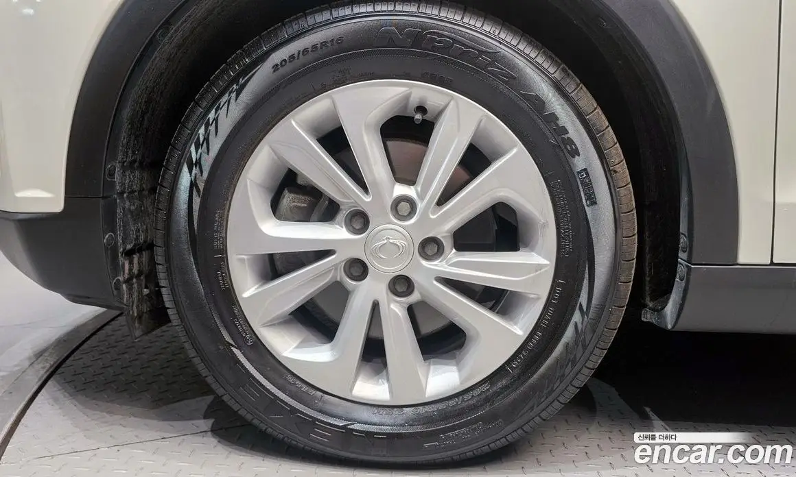 SsangYong TIBOLI 2019 1.5 автомат (гидро), фото 5