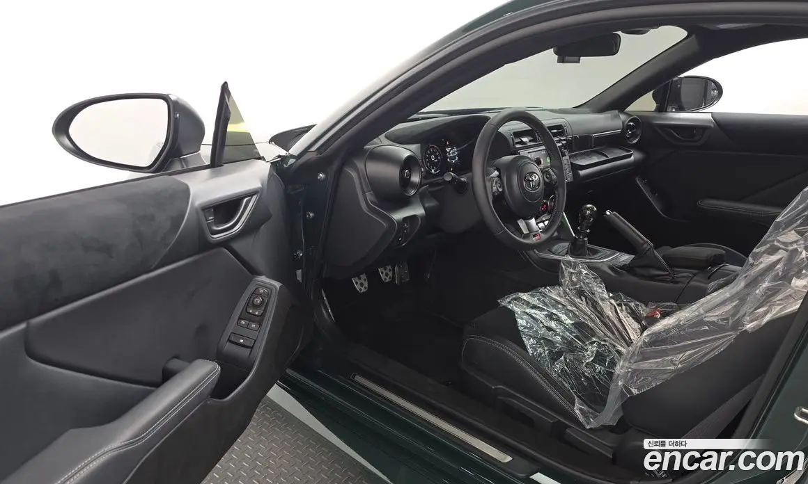 Toyota 86 2025 2.4 механика, фото 12