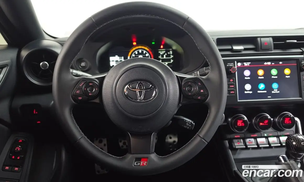 Toyota 86 2025 2.4 механика, фото 17