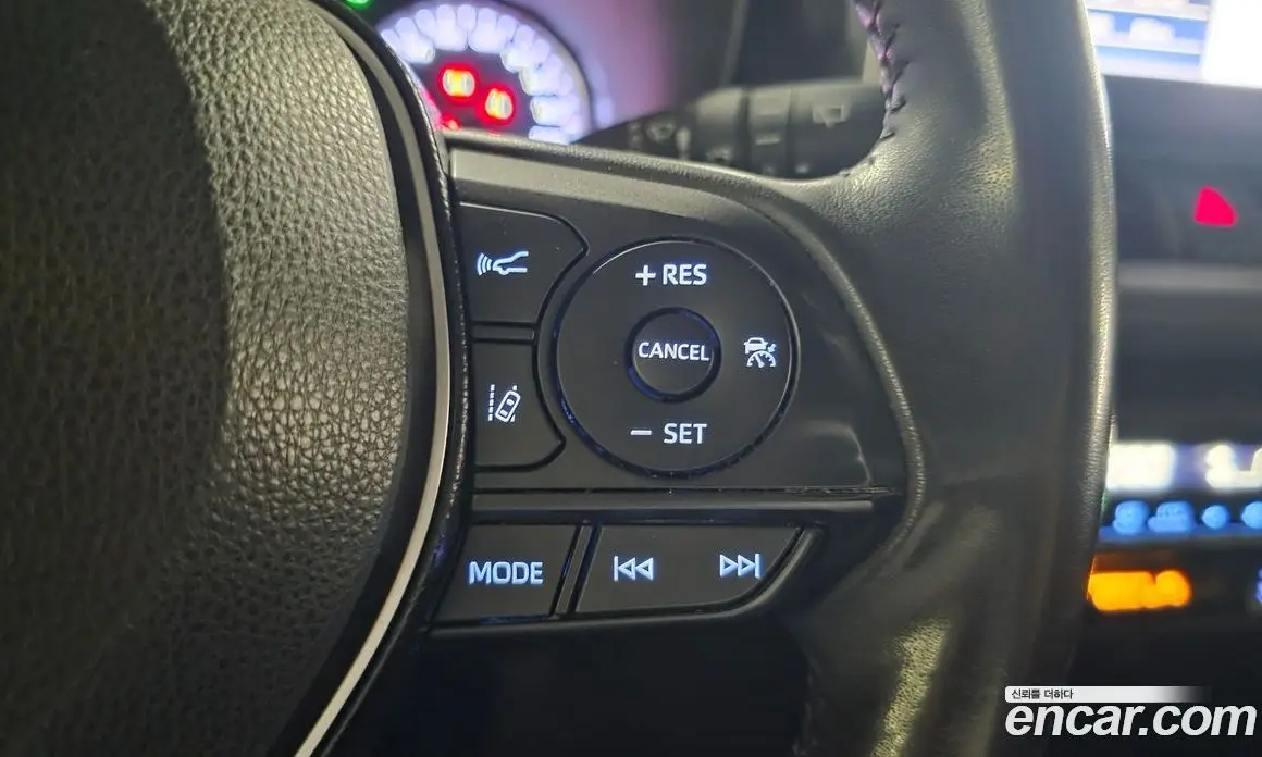 Toyota RAV4 2019 2.5 автомат (гидро), фото 5