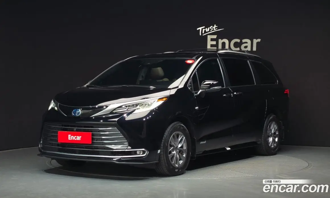 Toyota Sienna 2021 2.5 автомат (гидро), фото 1 Toyota Sienna 2021 2.5 автомат (гидро), фото 1