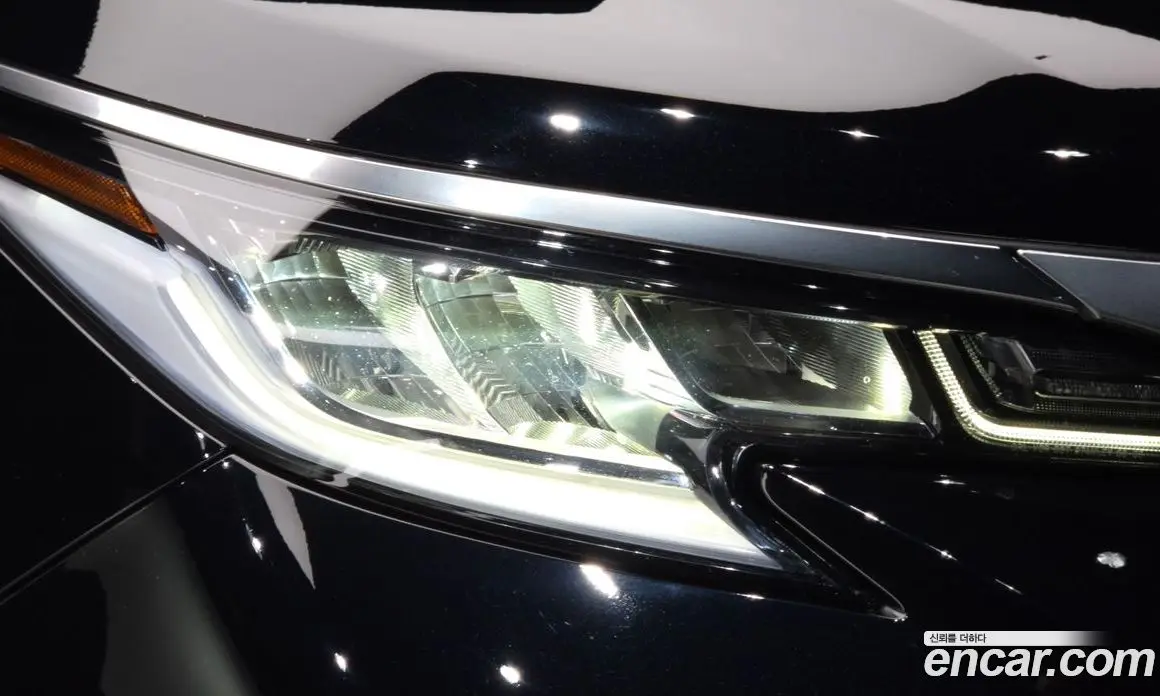 Toyota Sienna 2021 2.5 автомат (гидро), фото 8 Toyota Sienna 2021 2.5 автомат (гидро), фото 8