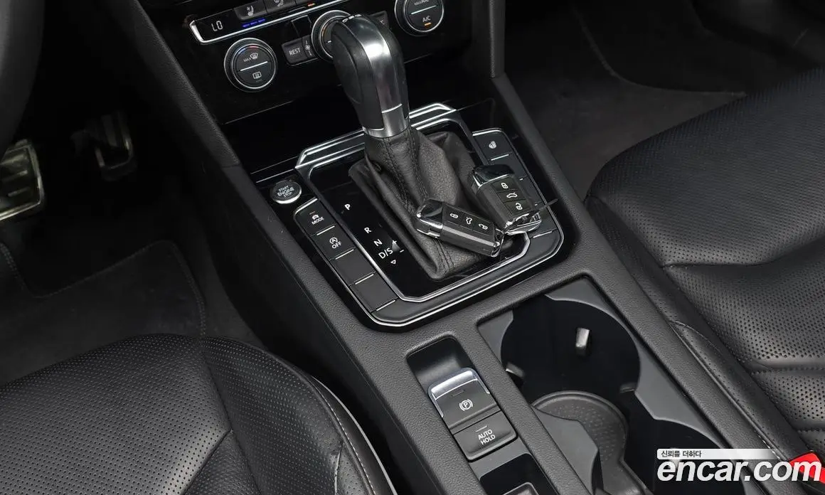 Volkswagen Arteon 2019 2.0 автомат (гидро), фото 12 Volkswagen Arteon 2019 2.0 автомат (гидро), фото 12