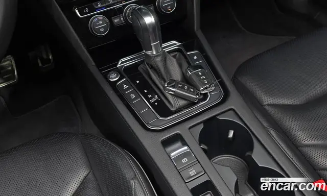Volkswagen Arteon 2019 2.0 автомат (гидро), миниатюра 12
