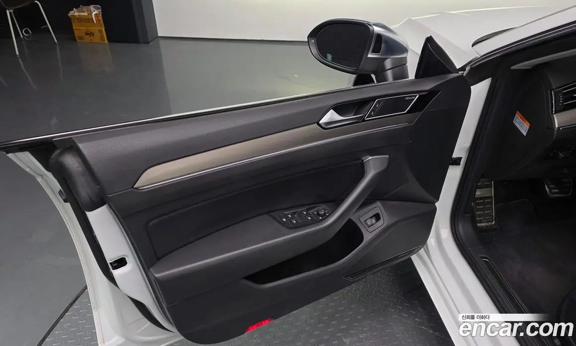 Volkswagen Arteon 2019 2.0 автомат (гидро), фото 14 Volkswagen Arteon 2019 2.0 автомат (гидро), фото 14