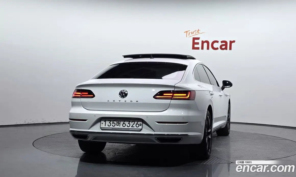 Volkswagen Arteon 2019 2.0 автомат (гидро), фото 4 Volkswagen Arteon 2019 2.0 автомат (гидро), фото 4