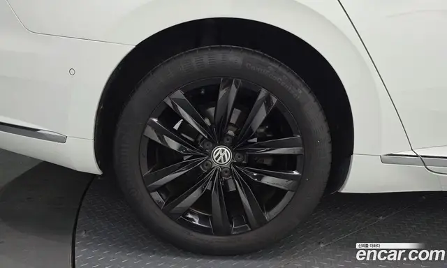 Volkswagen Arteon 2019 2.0 автомат (гидро), миниатюра 5 Volkswagen Arteon 2019 2.0 автомат (гидро), миниатюра 5