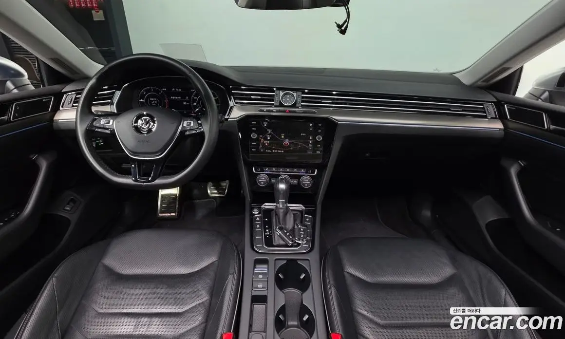 Volkswagen Arteon 2019 2.0 автомат (гидро), фото 10 Volkswagen Arteon 2019 2.0 автомат (гидро), фото 10