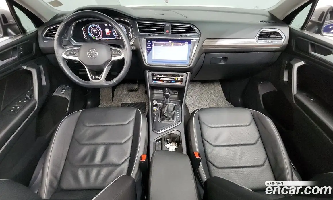 Volkswagen Tiguan 2023 2.0 автомат (гидро), фото 10 Volkswagen Tiguan 2023 2.0 автомат (гидро), фото 10