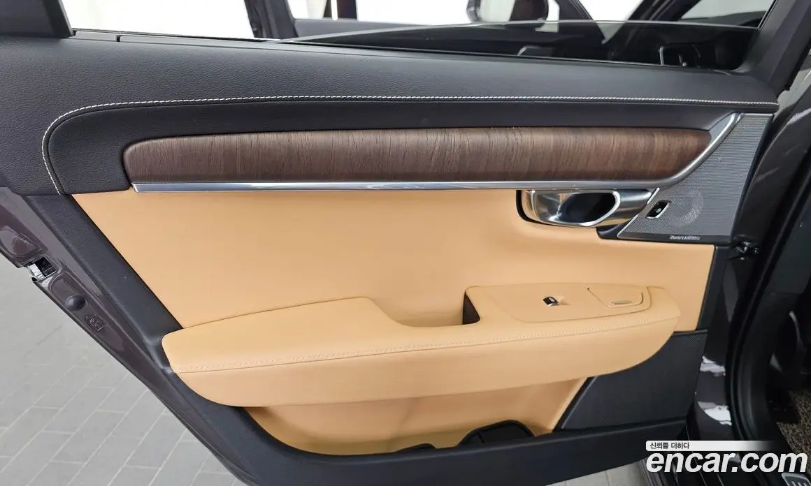 Volvo S90 2021 2.0 автомат (гидро), фото 15 Volvo S90 2021 2.0 автомат (гидро), фото 15