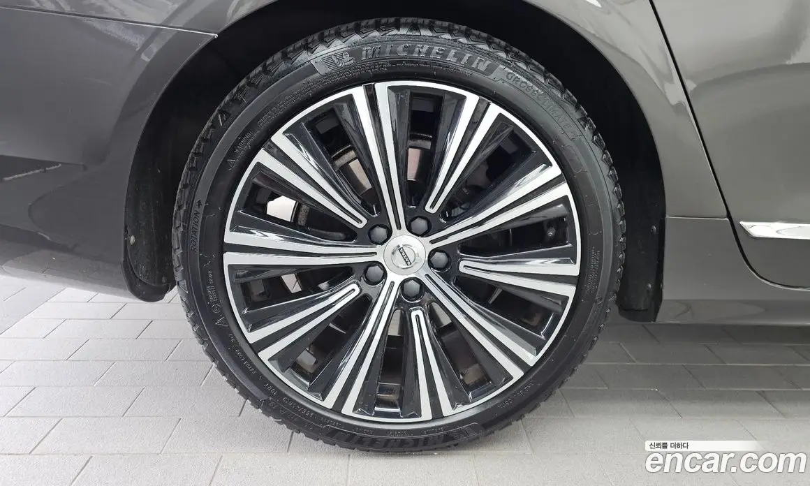 Volvo S90 2021 2.0 автомат (гидро), фото 5 Volvo S90 2021 2.0 автомат (гидро), фото 5