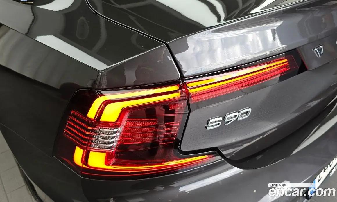 Volvo S90 2021 2.0 автомат (гидро), фото 9 Volvo S90 2021 2.0 автомат (гидро), фото 9