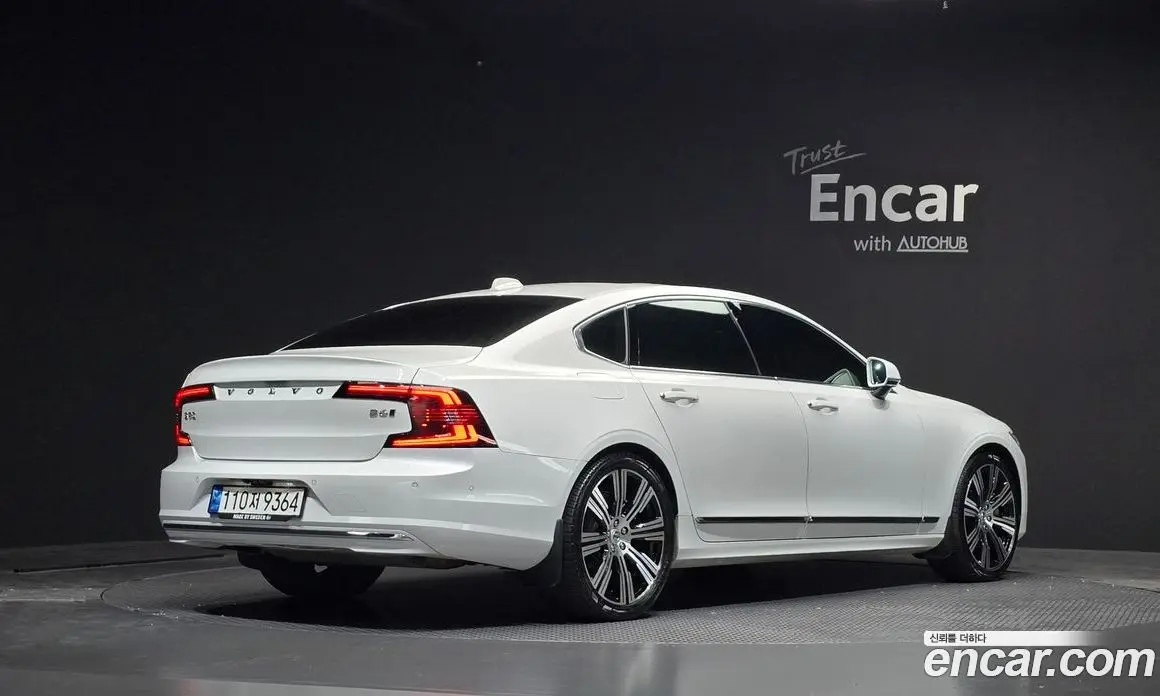 Volvo S90 2022 2.0 автомат (гидро), фото 2 Volvo S90 2022 2.0 автомат (гидро), фото 2