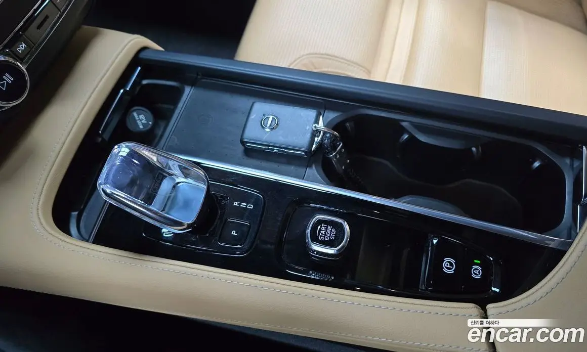 Volvo S90 2022 2.0 автомат (гидро), фото 12 Volvo S90 2022 2.0 автомат (гидро), фото 12