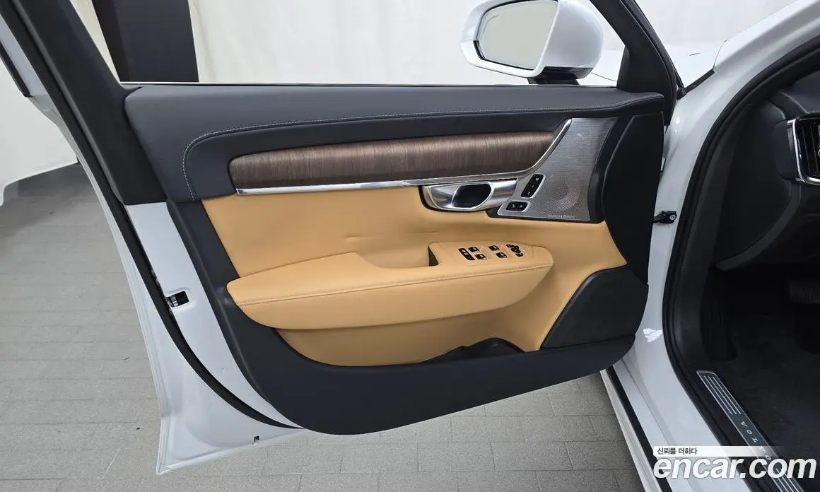 Volvo S90 2022 2.0 автомат (гидро), фото 14 Volvo S90 2022 2.0 автомат (гидро), фото 14