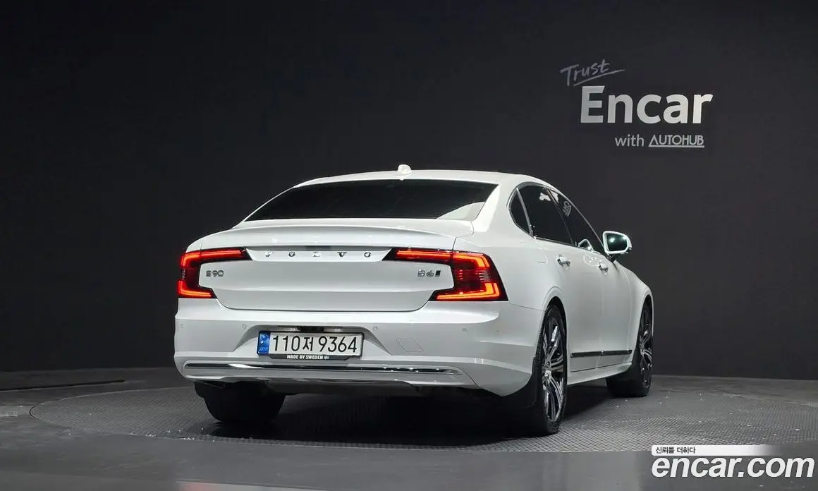 Volvo S90 2022 2.0 автомат (гидро), фото 4 Volvo S90 2022 2.0 автомат (гидро), фото 4