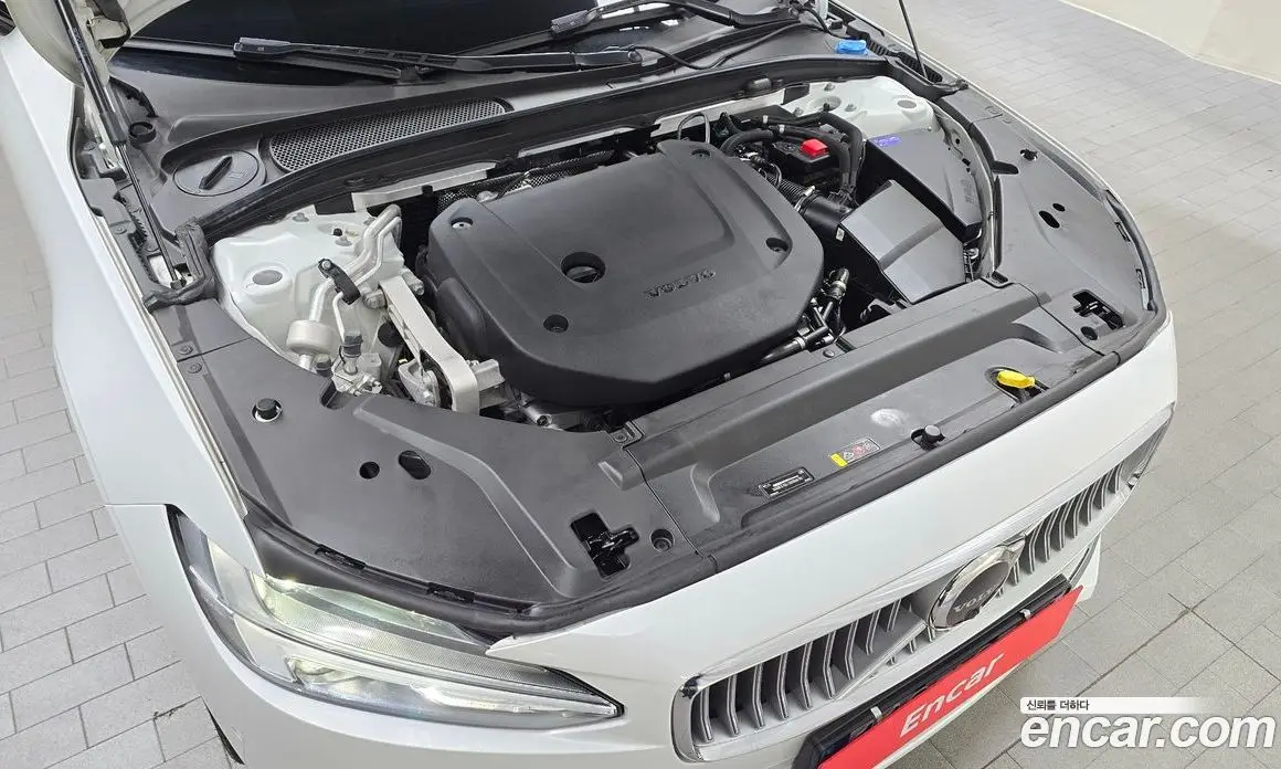 Volvo S90 2022 2.0 автомат (гидро), фото 6 Volvo S90 2022 2.0 автомат (гидро), фото 6