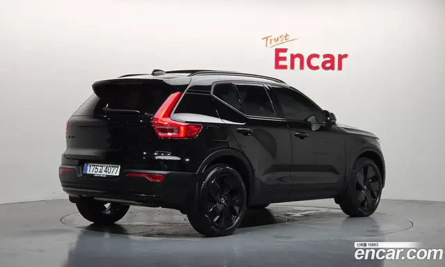 Volvo XC40 2025 2.0 автомат (гидро), миниатюра 2 Volvo XC40 2025 2.0 автомат (гидро), миниатюра 2