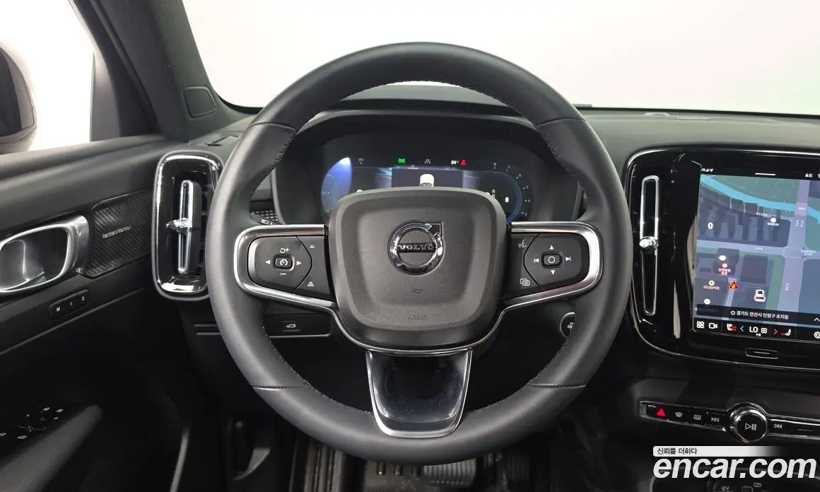 Volvo XC40 2025 2.0 автомат (гидро), фото 19 Volvo XC40 2025 2.0 автомат (гидро), фото 19