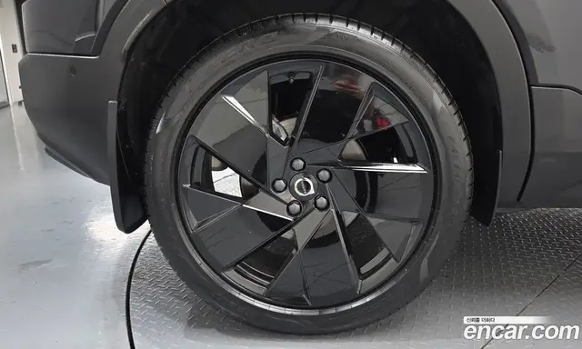 Volvo XC40 2025 2.0 автомат (гидро), миниатюра 5 Volvo XC40 2025 2.0 автомат (гидро), миниатюра 5
