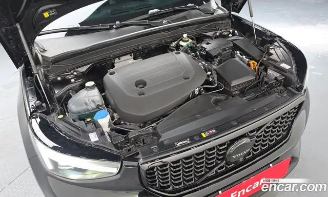 Volvo XC40 2025 2.0 автомат (гидро), миниатюра 6 Volvo XC40 2025 2.0 автомат (гидро), миниатюра 6