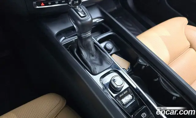 Volvo XC60 2019 2.0 автомат (гидро), миниатюра 12